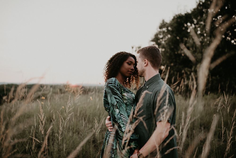Interracial Dating, Interracial Relationships, Interracial Marriage | Photo by Shanique Wright on Unsplash | Dr. Namita Caen, sex coaching San Francisco | Sex and Intimacy Coaching
